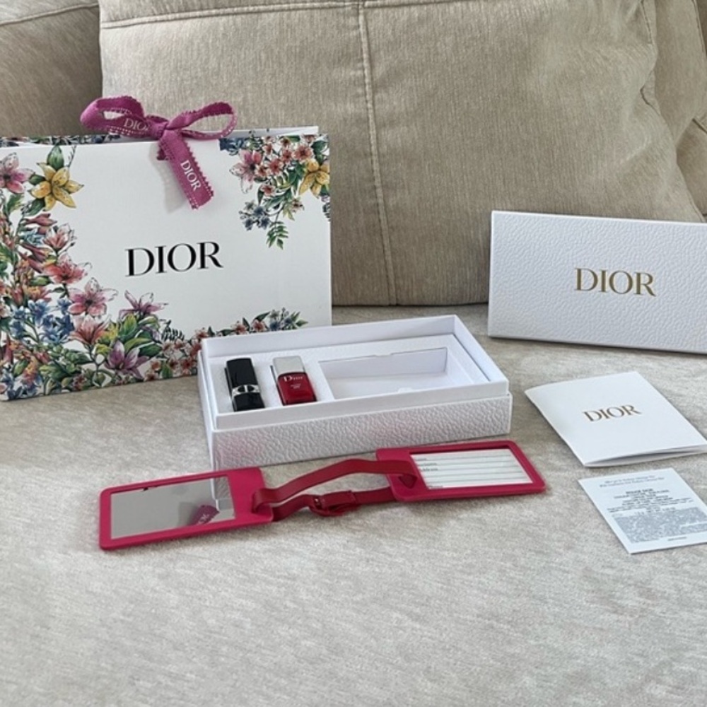 DIOR - New Rouge Dior 999 Satin, Rouge 999 Nail - Picture 5 of 6